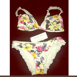 Jjd x Amore and sorvete bikini